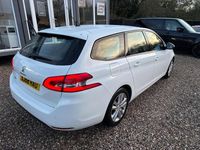 Used Peugeot 308 SW Active 2018 White Estate