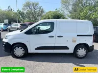 Usado Citroën Berlingo 2022 Branco Monovolume