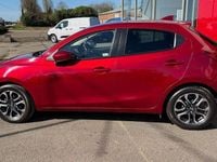 Begagnad Mazda 2 Inclusive 90 HK (66 kW) 2019 Röd Halvkombi