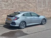 Begagnad Honda Civic SE 120 HK (88 kW) 2018 Silver Halvkombi