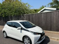 Used Toyota Aygo x-press 69 HP (50 kW) 2016 White Hatchback