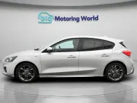 Used Ford Focus ST-Line 120 HP (88 kW) 2021 Silver Hatchback