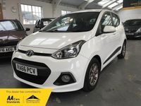 Used Hyundai i10 Premium 2016 White Hatchback