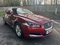 Used Jaguar XF Sportbrake Luxury 240 HP (176 kW) 2012 Red Estate