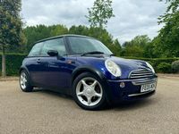 Begagnad Mini Cooper Hatch 116 HK (85 kW) 2005 Lila Halvkombi
