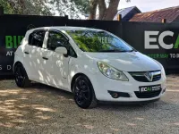 Used Vauxhall Corsa 2010 White Hatchback