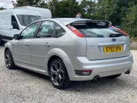 Begagnad Ford Focus ST 2007 Silver Halvkombi