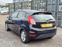 Used Ford Fiesta Zetec 105 HP (77 kW) 2015 Black Hatchback