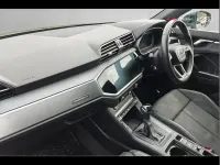 Begagnad Audi Q3 S-Line 187 HK (137 kW) 2019 Grå SUV