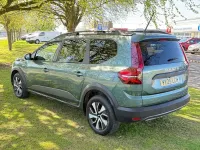 Używany Dacia Jogger Expression 110 KM (80 kW) 2025 Zielony Minivan