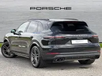 Used Porsche Cayenne Platinum Edition 340 HP (250 kW) 2023 Black SUV