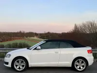 Begagnad Audi A3 Cabriolet Sport 105 HK (77 kW) 2010 Vit Cab