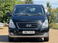 Usado Hyundai I800 SE 2018 Preto Monovolume
