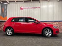 Used VW Golf VII Match 122 HP (89 kW) 2015 Red Hatchback