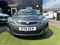 Second-hand Vauxhall Astra 2011 Gri Hatchback