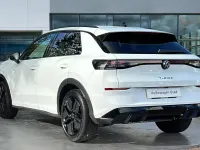 Nouă VW T-Roc R-line 150 CP (110 kW) 2026 Alb SUV