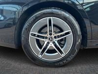 Begagnad Mercedes E220 AMG line 197 HK (144 kW) 2025 Svart Sedan