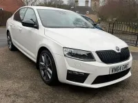 Used Skoda Octavia vRS 2014 White Hatchback