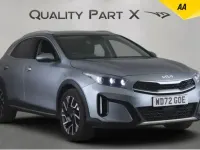 Usado Kia XCeed 2023 Prateado SUV
