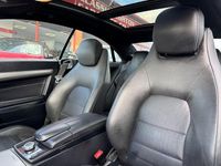 Begagnad Mercedes E220 AMG line 2016 Vit Sportkupé