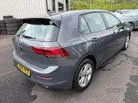 Usado VW Golf VII Life 130 CV (95 kW) 2021 Gris Utilitario