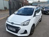 Used Hyundai i10 Premium 87 HP (63 kW) 2017 White Hatchback