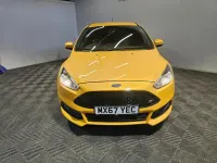 Used Ford Focus ST 185 HP (136 kW) 2017 Yellow Hatchback