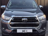 Second-hand Toyota HiLux 2022 Gri Pickup