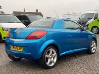 Second-hand Vauxhall Tigra Sport 2006 Albastru Cabrio
