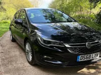 Second-hand Vauxhall Astra Elite 200 CP (147 kW) 2018 Negru Hatchback
