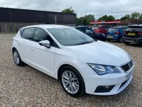 Used Seat Leon SE Dynamic 115 HP (84 kW) 2020 White Hatchback