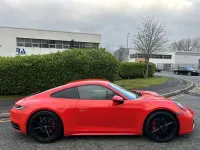Begagnad Porsche 911 2019 Orange Sportkupé
