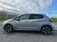 Käytetty Peugeot 208 2019 Harmaa Viistoperä