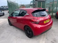 Used Peugeot 208 GT-line 120 HP (88 kW) 2015 Red Hatchback