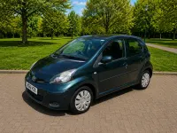 Used Toyota Aygo 2012 Green Hatchback