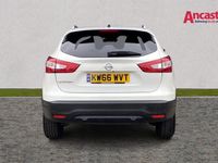 used Nissan Qashqai i 1.6 dCi N-Connecta 5dr Xtronic SUV