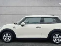 Used Mini Cooper Classic 134 HP (98 kW) 2020 White Hatchback