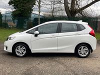 Used Honda Jazz SE 102 HP (75 kW) 2016 White Hatchback