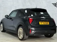 Used Mini Cooper S Hatch 201 HP (147 kW) 2024 Black Hatchback