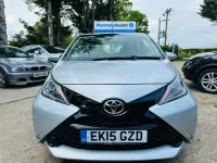 Gebraucht Toyota Aygo X-play 2015 Silber Kleinwagen