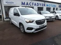 Used Vauxhall Combo S 100 HP (73 kW) 2023 White MPV