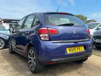 Begagnad Citroën C3 PureTech 2015 Blå Halvkombi