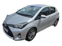 Used Toyota Yaris Multidrive S 99 HP (72 kW) 2015 Silver Hatchback