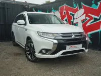 Used Mitsubishi Outlander P-HEV 200 HP (147 kW) 2018 White SUV