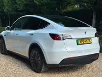 Used Tesla Model Y Long Range AWD 378 kW (514 HP) 2024 White SUV