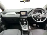 Begagnad Renault Captur Iconic 131 HK (96 kW) 2020 Orange SUV