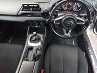 Used Mazda MX5 131 HP (96 kW) 2016 White Cabriolet
