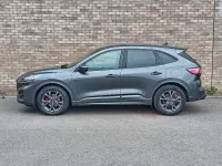 Usado Ford Kuga ST-Line 190 HP (139 kW) 2023 Cinzento SUV