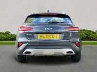 Usado Kia XCeed 118 HP (86 kW) 2021 Castanho SUV