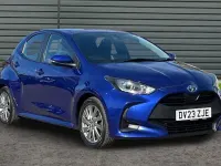 Used Toyota Yaris 116 HP (85 kW) 2023 Blue Hatchback